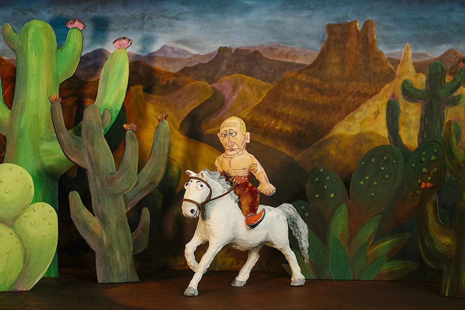 Rootin' Tootin' Putin Cat & Dog Toy 4 Rootin' Tootin' Putin Cat & Dog Toy - Image 2